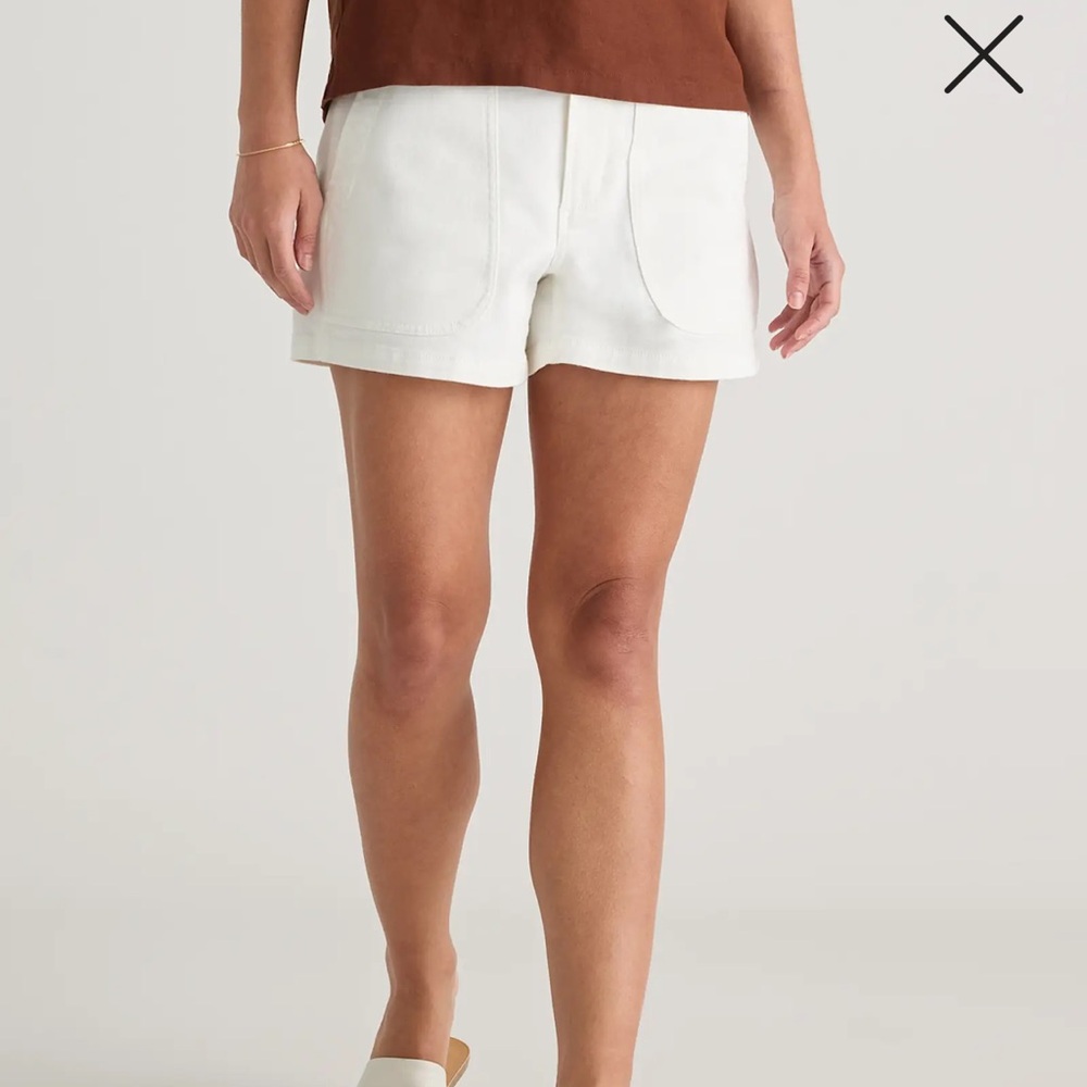 Quince White Women's Cotton Shorts